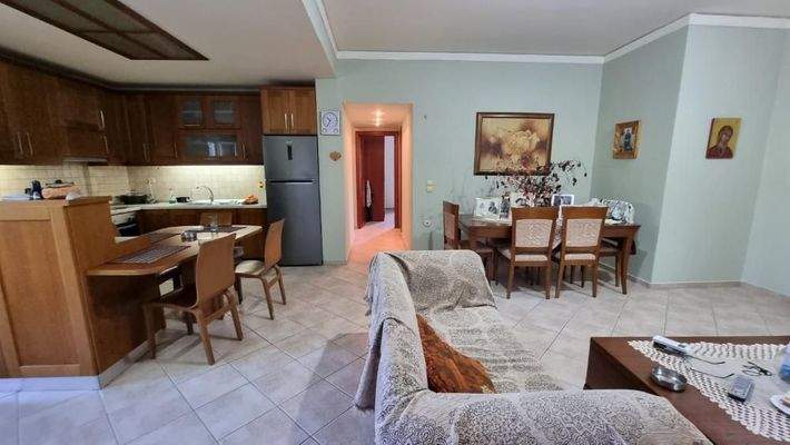 Kreta, Finika: Einfamilienhaus bei Heraklion zu verkaufen