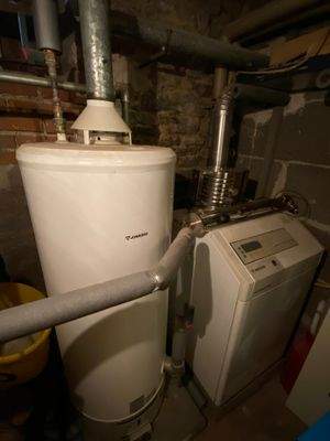 UG, Gaszentralheizung