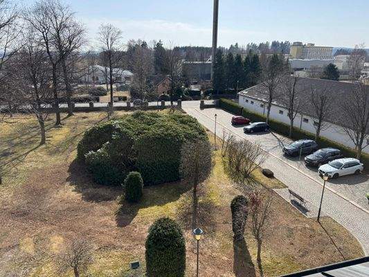 Garten mit Stellplätzen