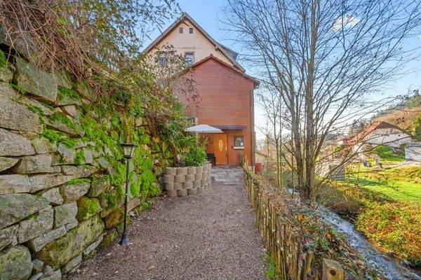 Zur-Einliegerwohnung