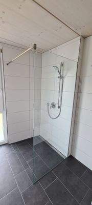 Referenzbild - Ausstattungsdetails Dusche