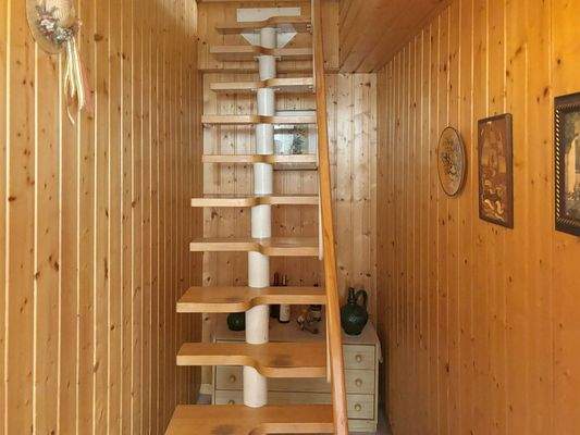 EG - Flur und Treppenhaus_2