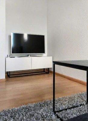 Zimmer II TV Nische 