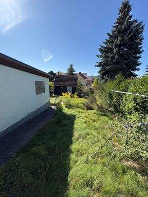 Garten mit Gartenhaus