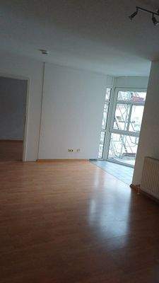 Wohnzimmer mit Wintergarten (2).jpg