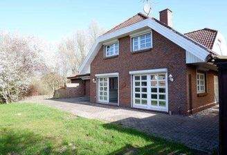 Einfamilienhaus mit Einliegerwohnung