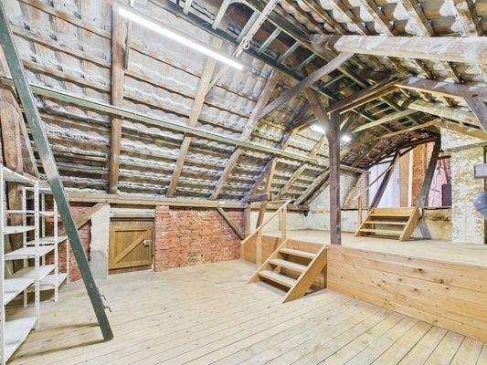 nicht ausgebautes Dachgeschoss