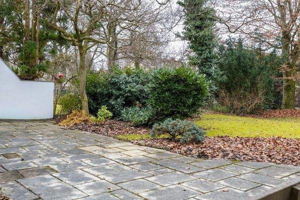 Familienidyll in Bogenhausen: Doppelhaushälfte mit sonnigem Westgarten & GrünblickFamilienidyll in Bogenhausen: Doppelhaushälfte mit sonnigem Westgarten & Grünblick