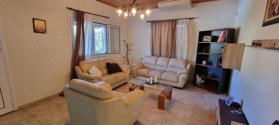 Kreta, Heraklion: Einfamilienhaus in Athanatoi zu verkaufen