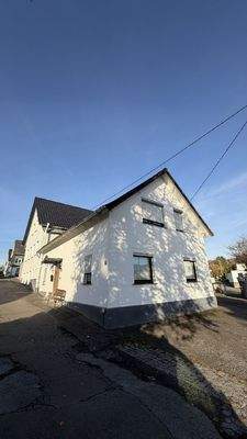 200 qm Haus und 90 qm Haus