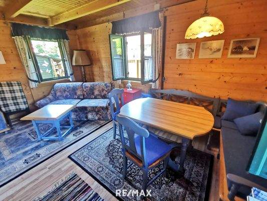 Wohnraum (2)