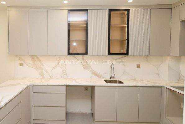 Sea View Flats with Communal Pool and Garden in Aksu Antalya