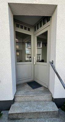 Zugang in die vordere Gewerbeeinheit
