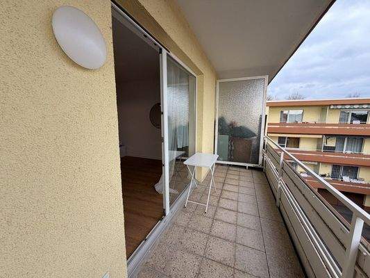 6C541960-4DB9-4C8C-A8BA-89EDFB7C8E02