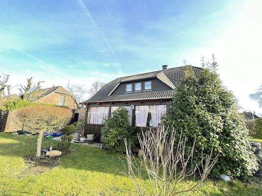 Hausansicht vom Garten