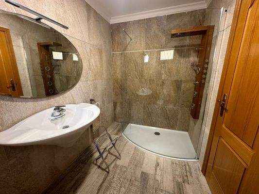 WhatsApp Image 2024-10-30 at 21.44.30 (1).jpeg