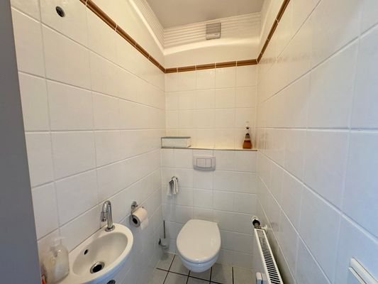 Gäste-WC EG