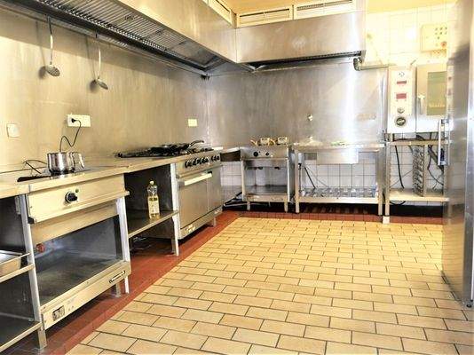 Komplette Küche inklusiv