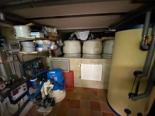 Öllager unter dem Wintergarten.jpeg