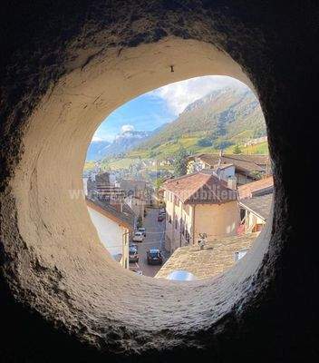 Tramin-Herrenhaus-Termeno-Alto-Adige-Südtirol-Altbau-hohe-Decken-Solai-alti-lusso-esclusivo-exklusiv