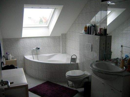 chice Bäder Eckbadewanne + Dusche