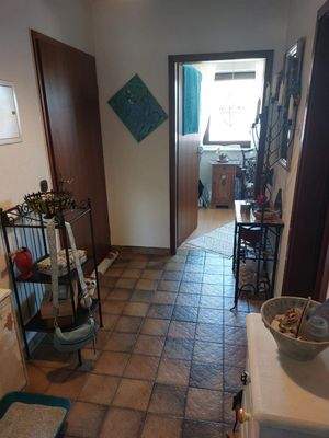 Diele der Wohnung, gefliest