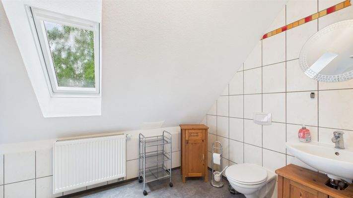 Badezimmer DG-Wohnung