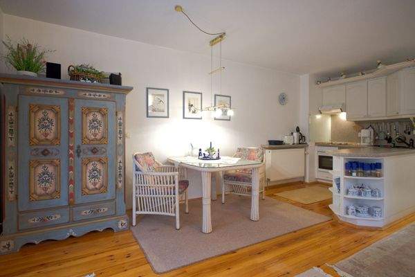 Essbereich mit Küche