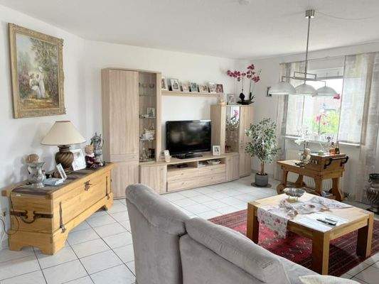 Wohnzimmer Wohnung EG Ansicht 2