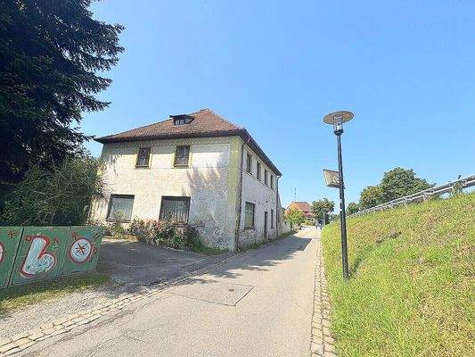 Außenansicht altes Haus