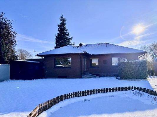 Blick aus dem Garten 