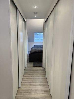 Ankleide mit Einbauschränken