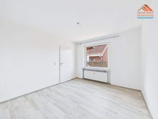 EG -- Schlafzimmer 1