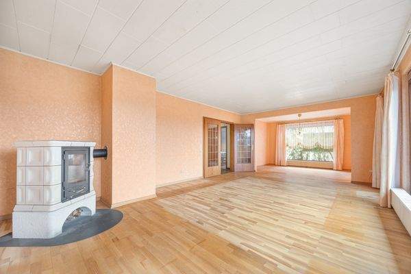 mit rustikalem Kamin