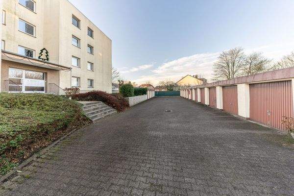 Garagenhof/ Hauseingang