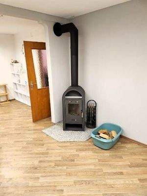 Wohnzimmer Bild 1 Einliegerwohnung.jpg