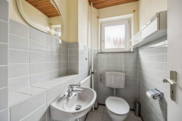 Gäste-WC im Erdgeschoss