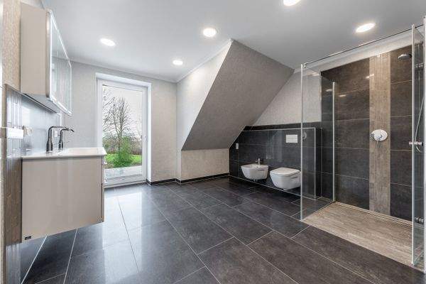 DI - Forbes Global Properties