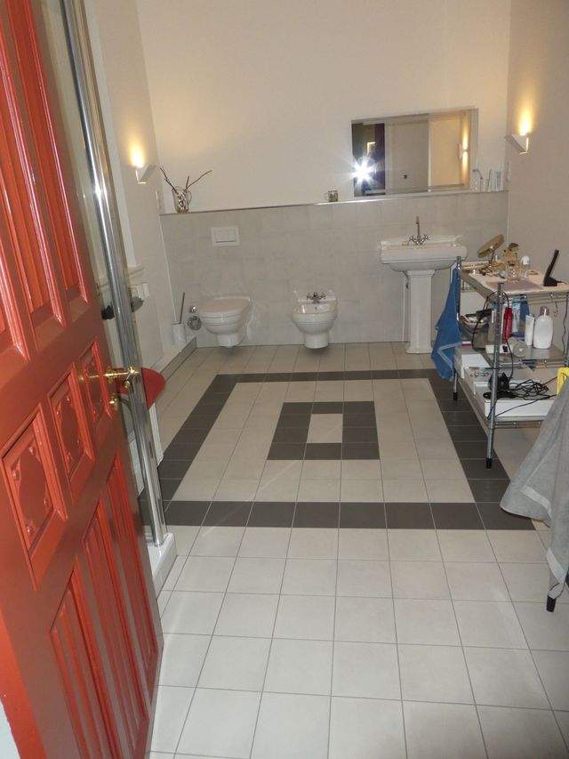 repräsentative 5-Zi.-Wohnung (teilweise gewerbliche Nutzung möglich) - Foto 5