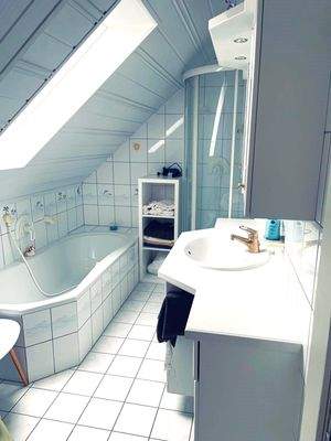 09.05. HH_Whg2_Bad_DG.jpg