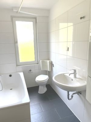 Badezimmer mit Badewanne