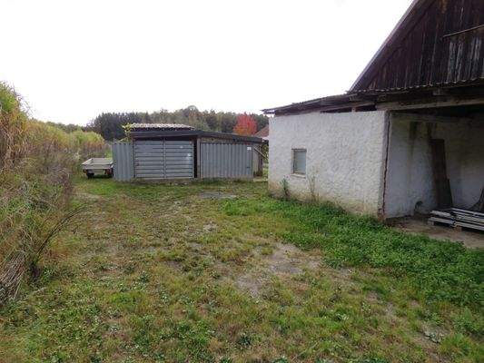 Zufahrt zu den Stallungen