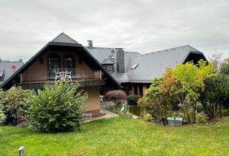 Ansicht auf das Haus vom Garten_.jpg