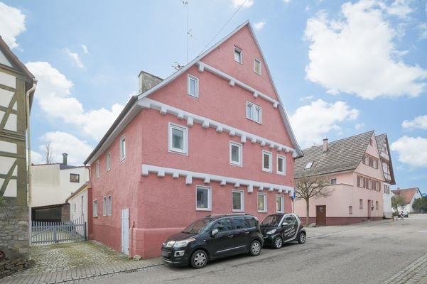Straßenansicht