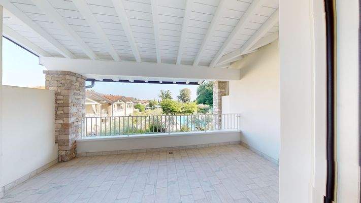 EB-035-367-Villino-in-residence-Padenghe-sul-Garda