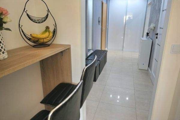 Sitztheke Küche/Flur