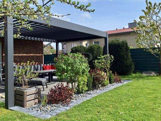 überdachte Terrasse am WZ