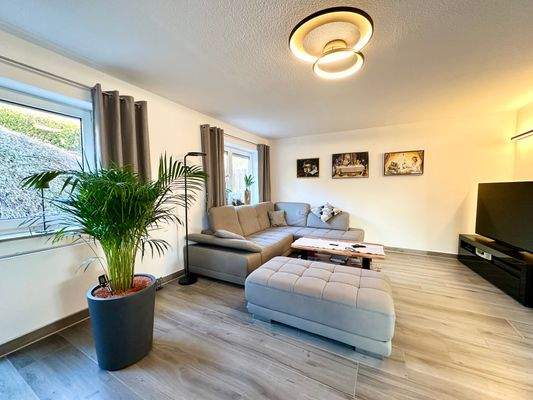 Teil des sehr großen Wohnzimmers
