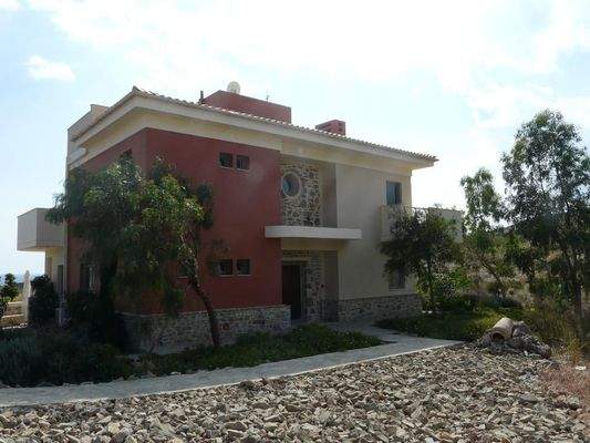 Südostkreta, Lagkada: Schöne Villa mit Meerblick zu verkaufen