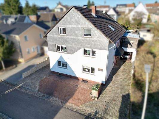 Attraktives Mehrfamilienhaus in VK-Röchlinghöhe